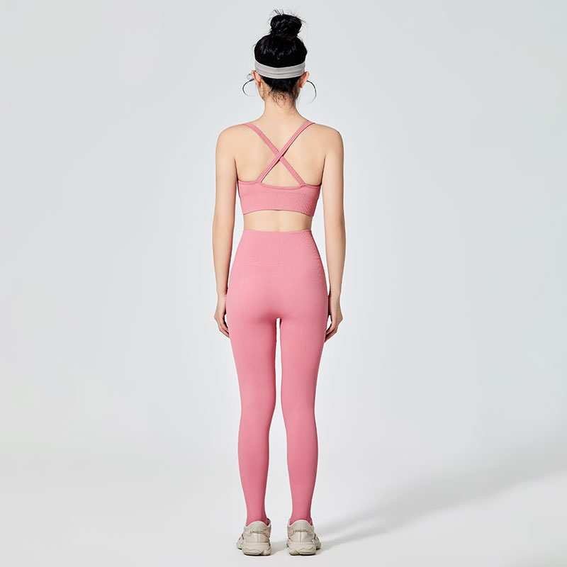 మహిళలు రంగుల సింపుల్ టైప్ స్పోర్ట్స్ లెగ్గింగ్స్ 